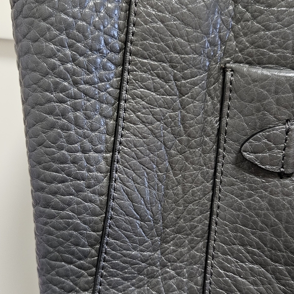 ⭐️ Super Hot and 🔥RARE🔥 Coach Legacy Candace Tote ⭐️ - Picture 7 of 10